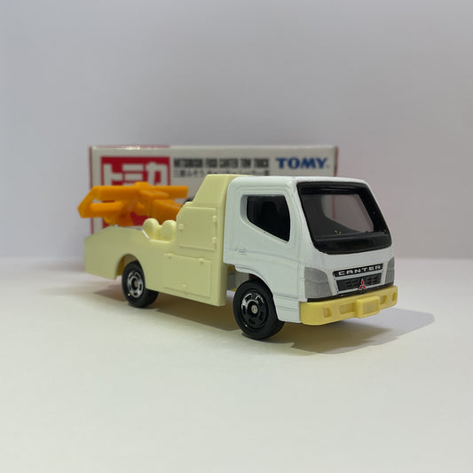 2004 Takara Tomy Tomica No.2 Mitsubishi Fuso Canter Tow Truck