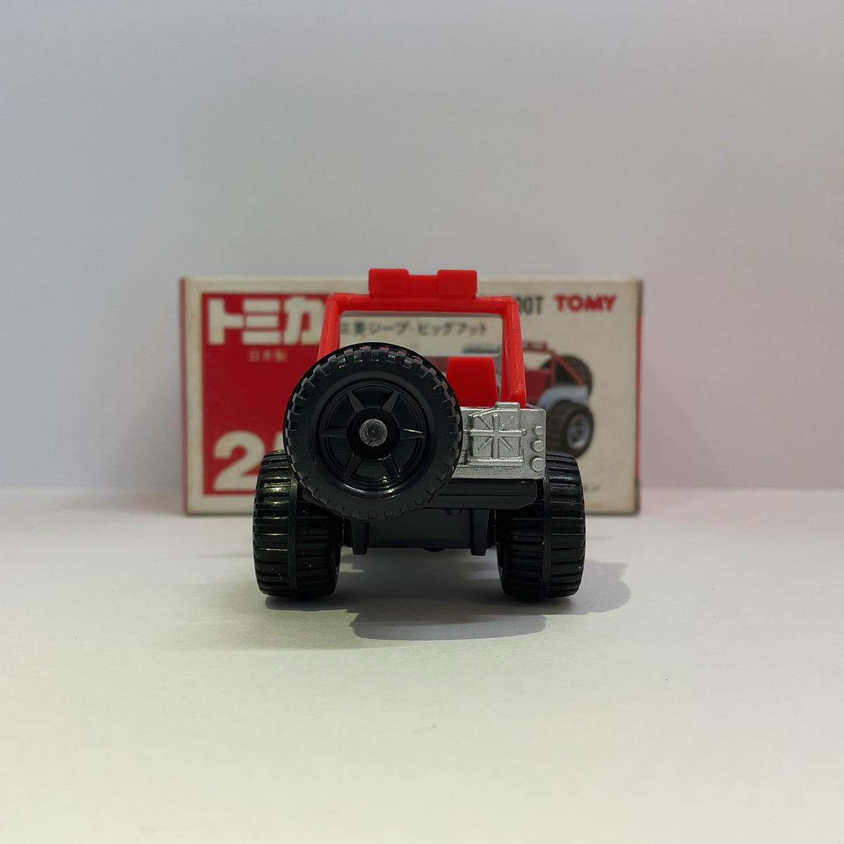 1988 Takara Tomy Tomica No.25 Mitsubishi Jeep Bigfoot Silver Made In Japan