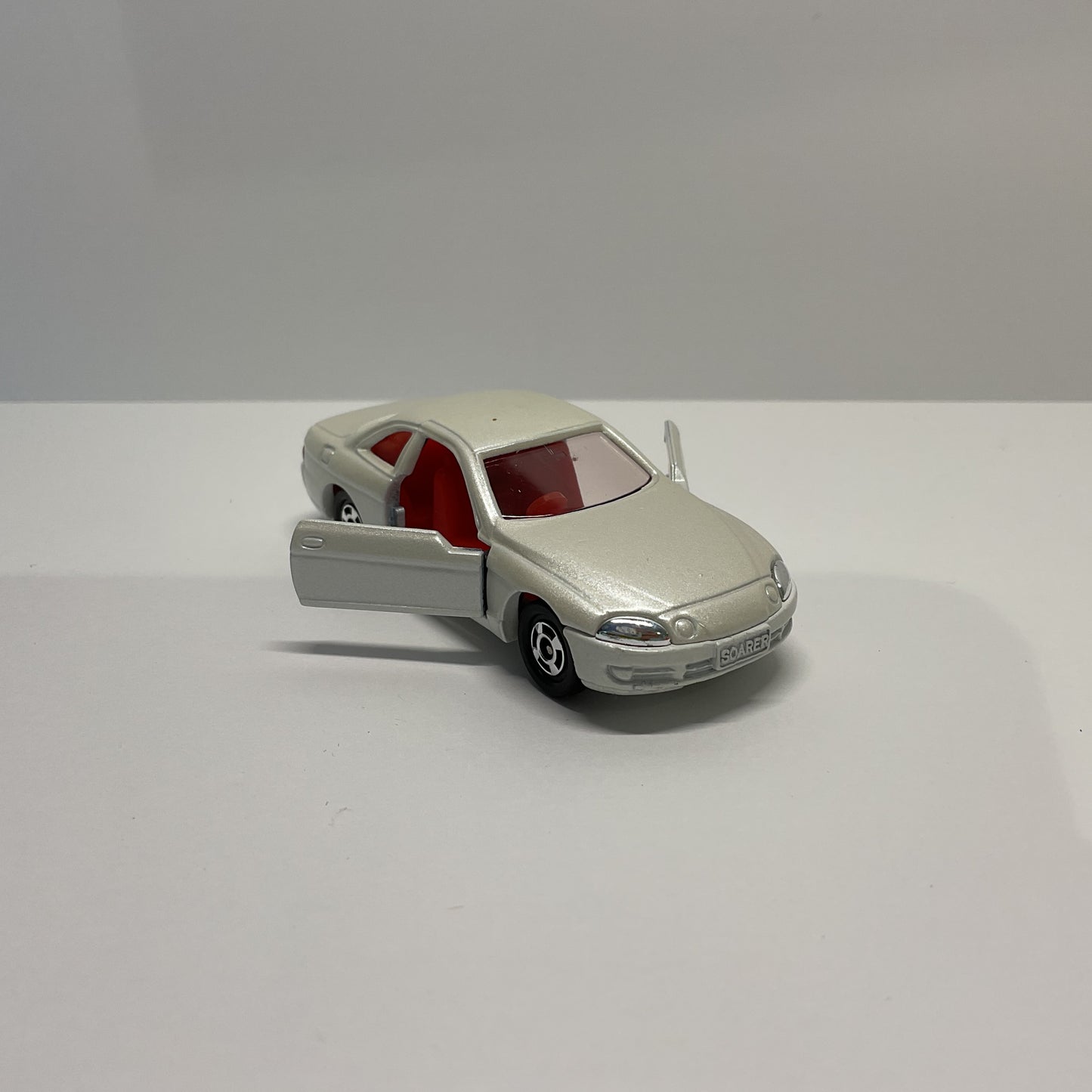 1992 Takara Tomy Tomica No.5 Toyota Soarer 1/63 Made In Japan