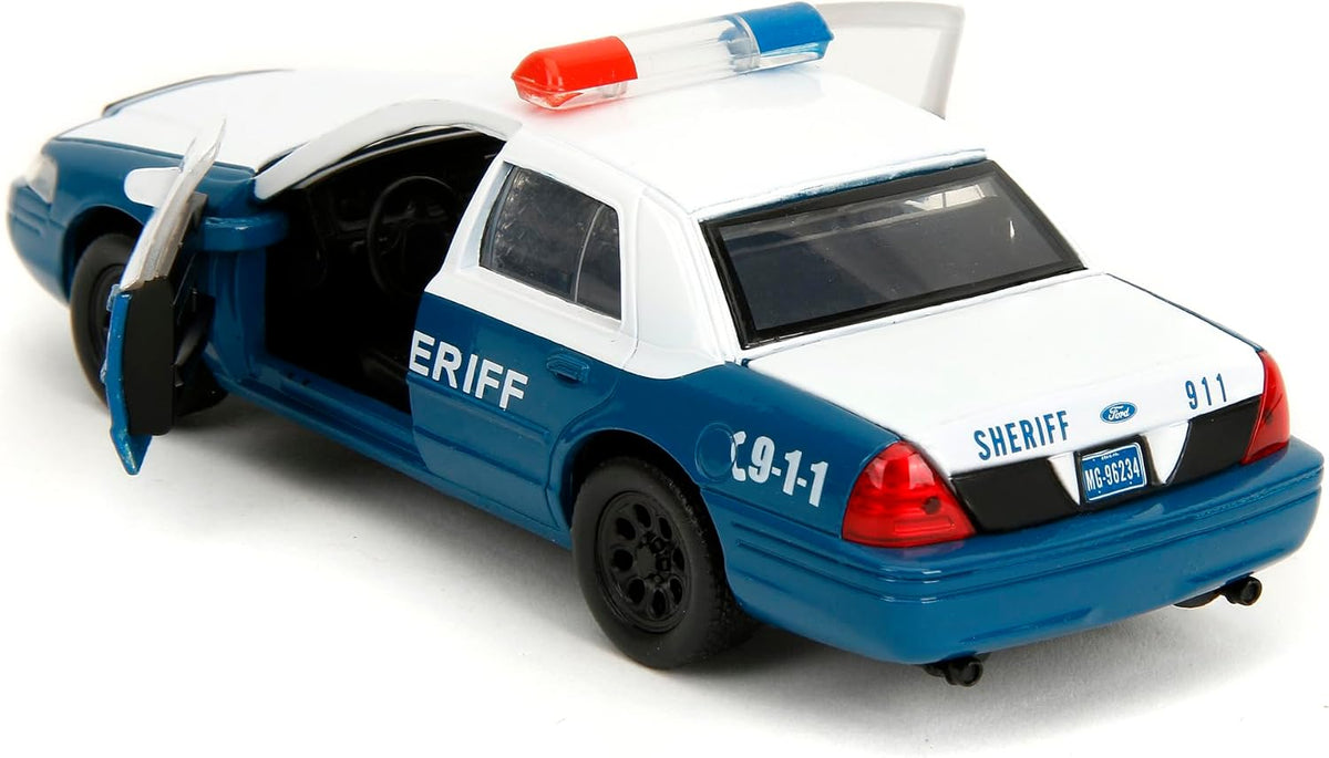 Jada Toys Hollywood Rides The Walking Dead Rick Grimes Ford Crown Victoria 1:32 Die-Cast Model Car