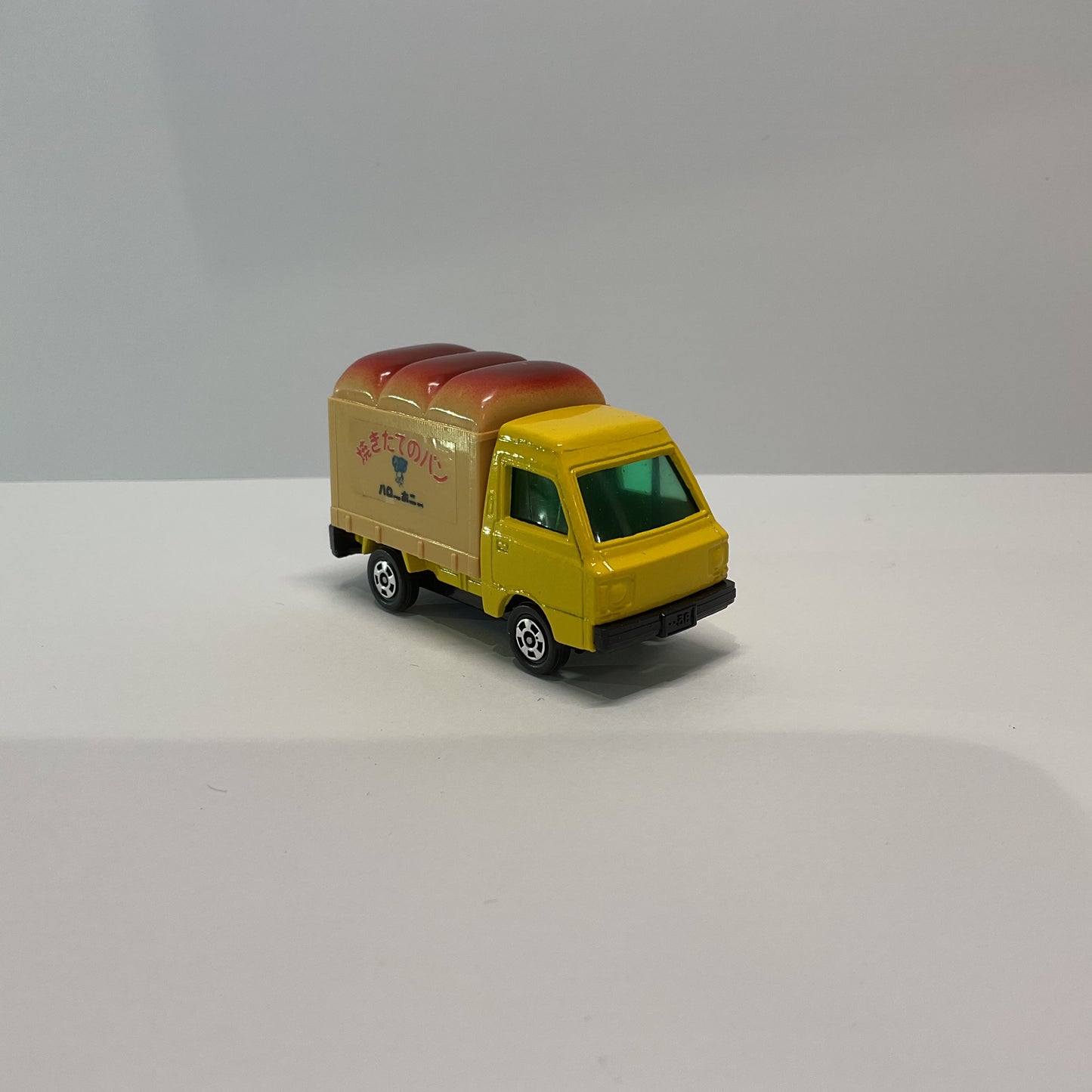 1987 Takara Tomy Tomica No.10 Subaru Sambar Bakery 1/52 Made In Japan