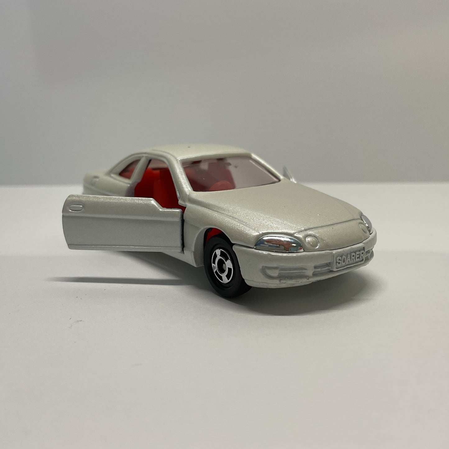 1992 Takara Tomy Tomica No.5 Toyota Soarer 1/63 Made In Japan