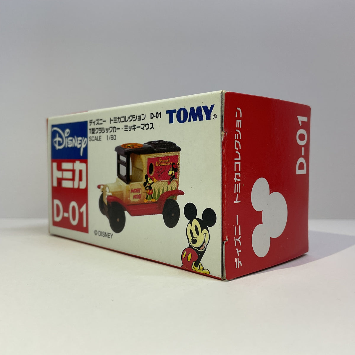 Takara Tomy Tomica Disney Collection D-01 T-Type Classic Car Mickey Mouse 1/60