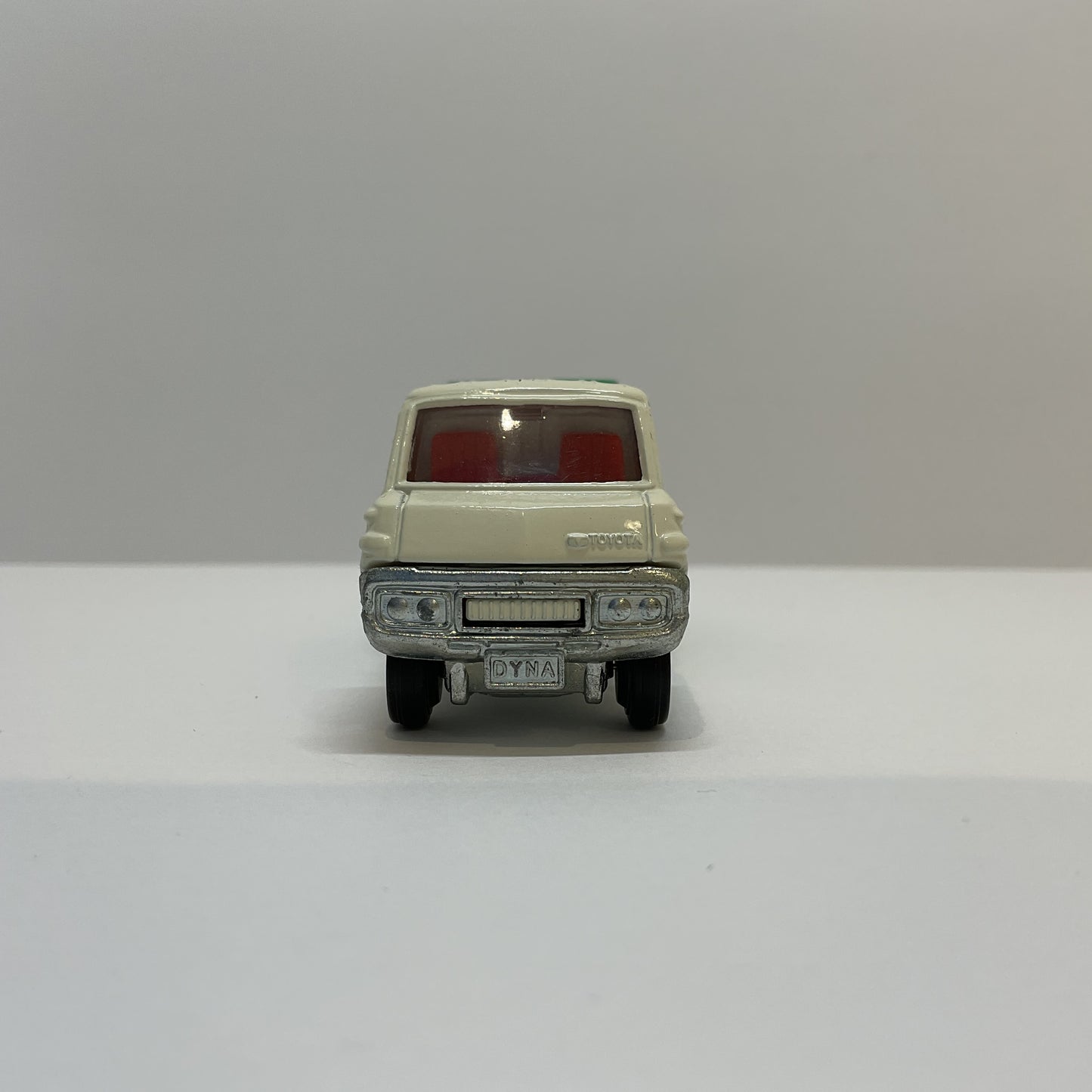 1980 Takara Tomy Tomica No.18 Toyota Dyna Vacuum Car 1/68 Made In Japan