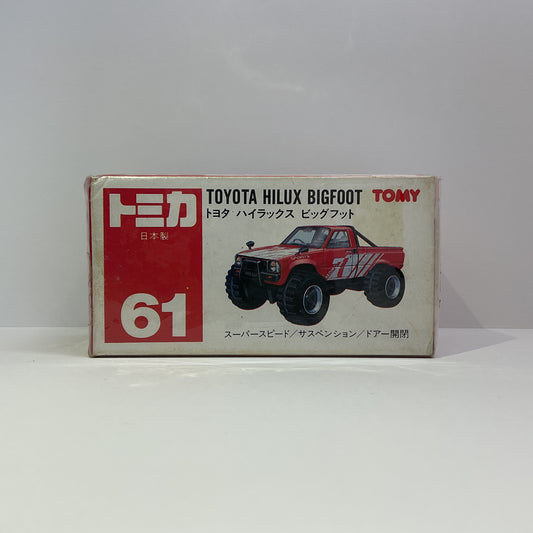 1988 Takara Tomy Tomica No.61 Toyota Hilux Bigfoot Red 1/62 Made in Japan