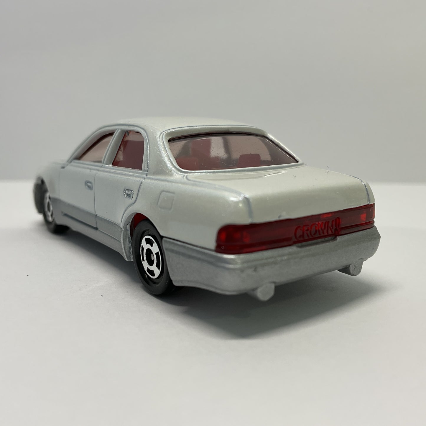 1992 Takara Tomy Tomica No.55 Toyota Crown Majesta 1/64 Made In Japan