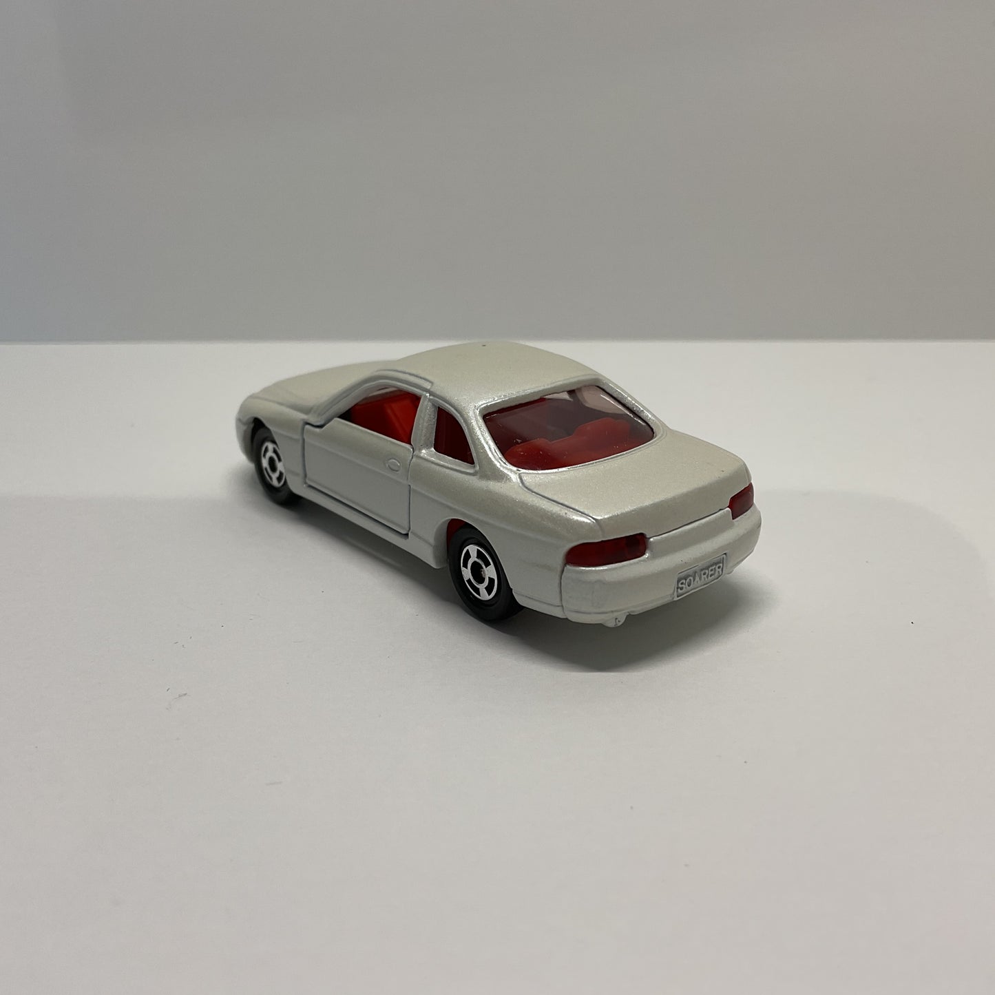 1992 Takara Tomy Tomica No.5 Toyota Soarer 1/63 Made In Japan