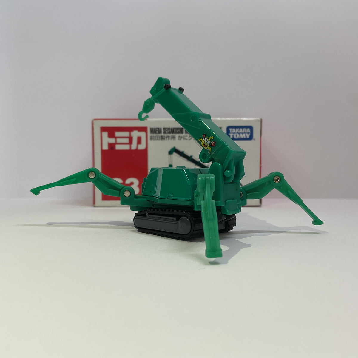 2007 Takara Tomy Tomica No.63 Maeda Seisakusho Mini Crawler Crane