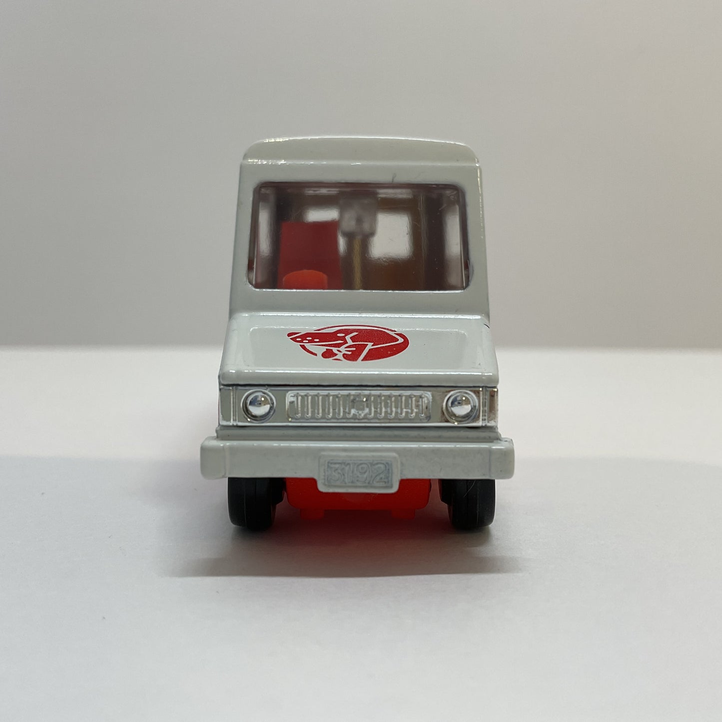 1985 Takara Tomy Tomica No.27 Isuzu Hipac Van 1/70 Made In Japan