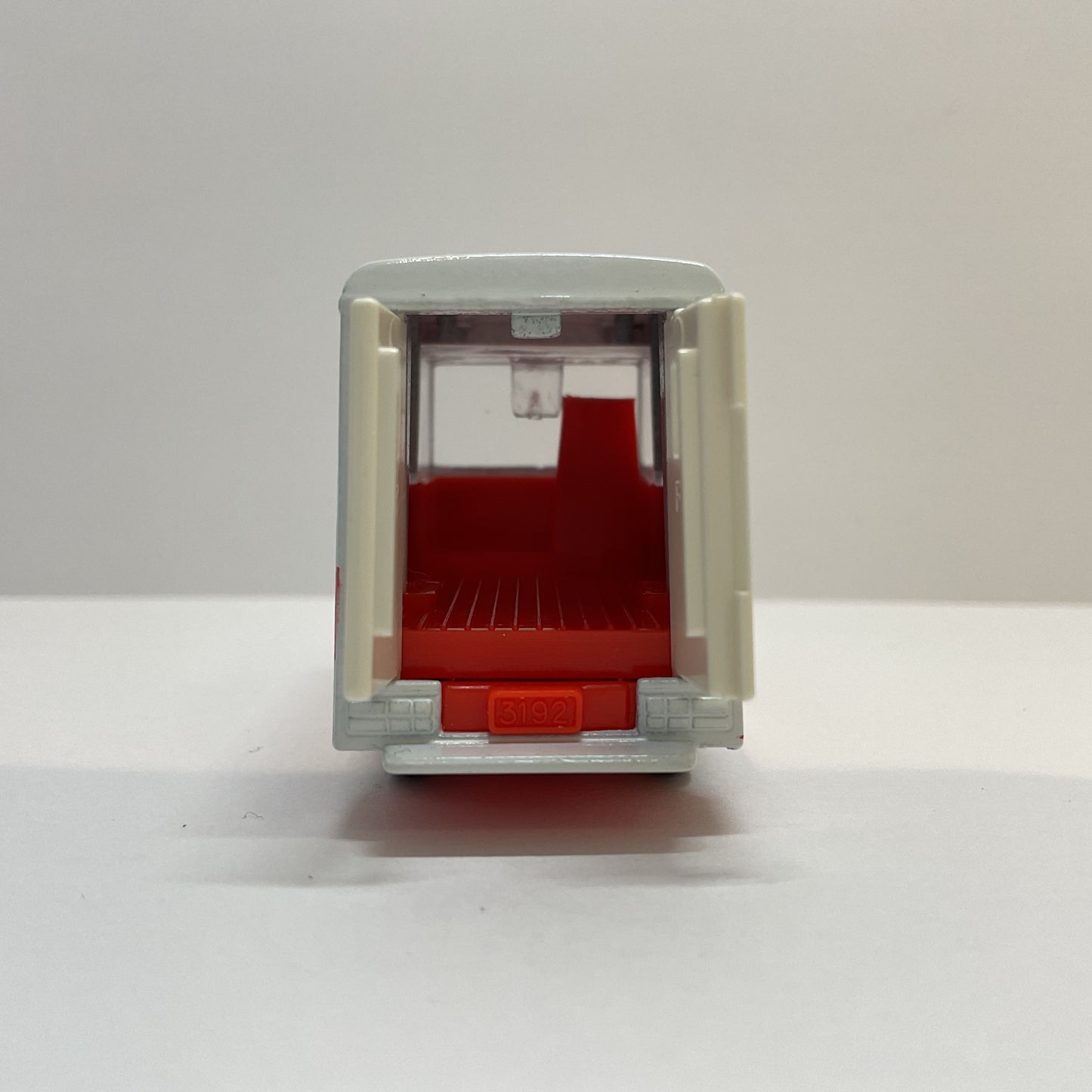 1985 Takara Tomy Tomica No.27 Isuzu Hipac Van 1/70 Made In Japan